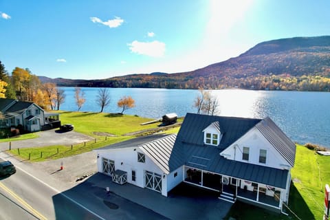 Right on the shores of Lake Elmore, stunning views all year round