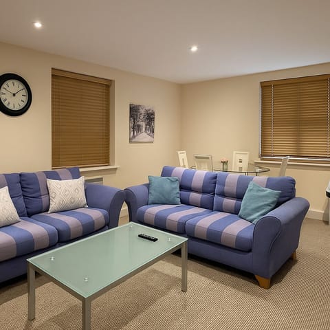 3 seater and 2 seater sofa