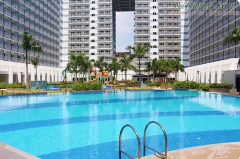 Apartment, 2 Bedrooms, Smoking | Pool | Outdoor pool