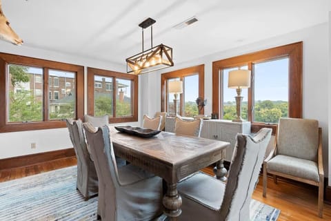 Dining Area with Amazing Tennessee River Views! Seats 6