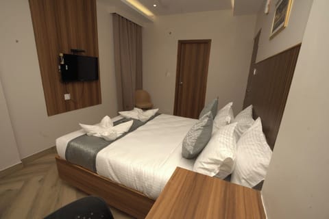 Double Room | In-room safe, free WiFi