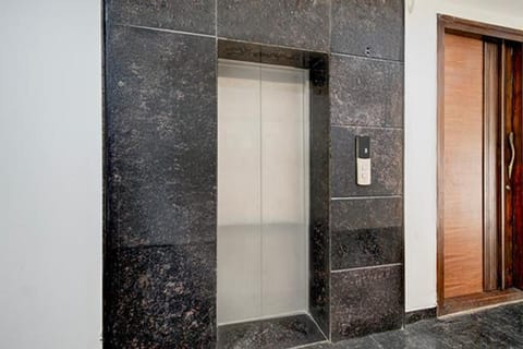 Elevator