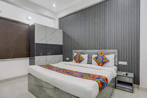 Deluxe Room | Egyptian cotton sheets, premium bedding, in-room safe, free WiFi