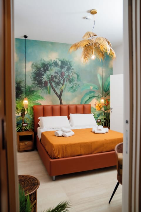 Deluxe Double Room, City View | Property amenity