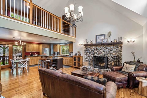 Step into a story. Our handcrafted Great Room welcomes you with warmth, history, and plenty of space to breathe.