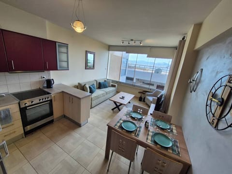 Apartment, 1 Bedroom, Ocean View | Interior