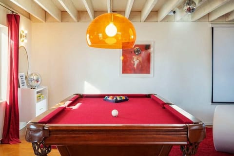 Aurora: basement