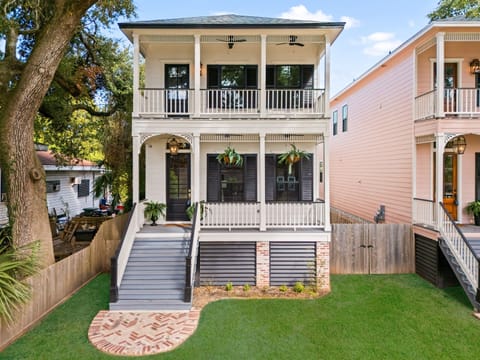 Walk up to your dream vacation home!