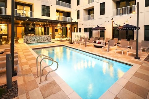 Community pool