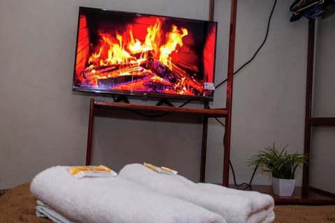 Classic Double Room, City View | WiFi (free), bed sheets