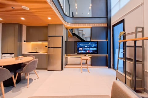 Standard Apartment | Living area