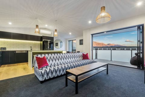 Open plan living area with great indoor / outdoor flow