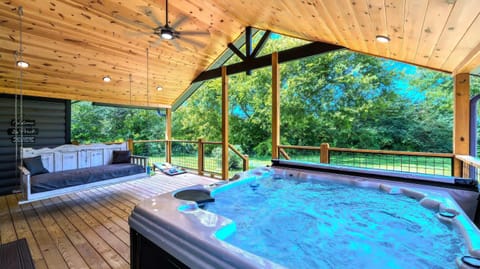 House, Accessible | 5 bedrooms, high-speed internet