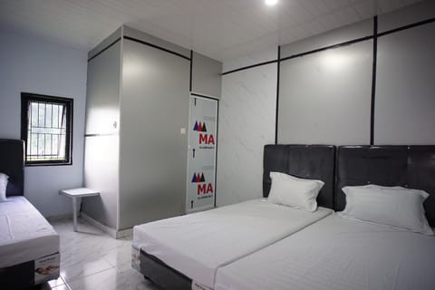 Family Suite | WiFi (free), bed sheets