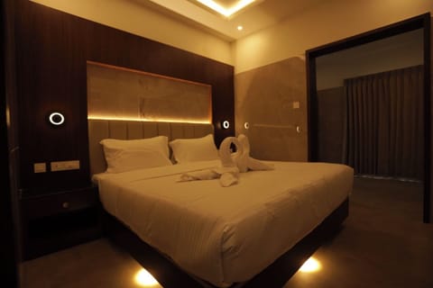 Deluxe Double Room | Free WiFi