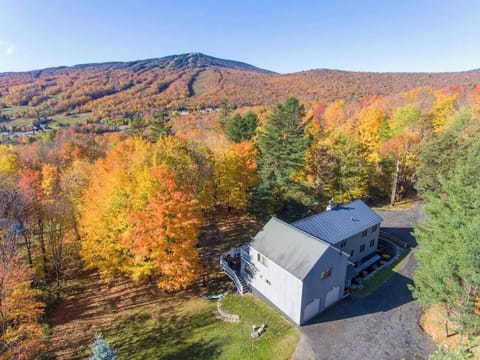 Enjoy stunning views of Mt Snow in the winter, sweeping forest views in the summer and vibrant colors in the fall