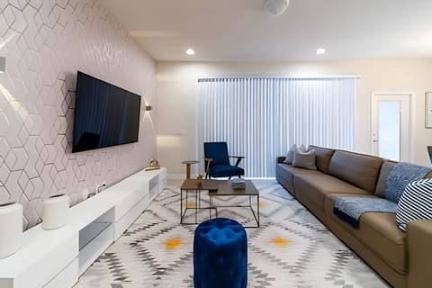 Communal lounge / TV room,Living Room