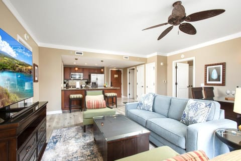     Luxury living with a natural backdrop that never grows old HKH-545