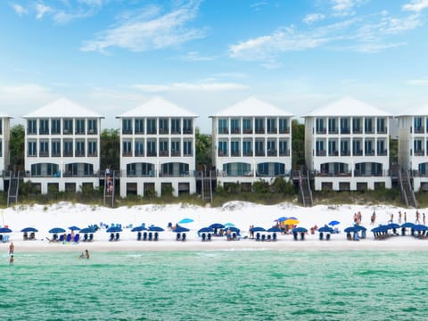 Welcome to Le Neptune in Frangista Beach