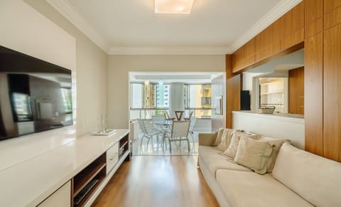 Basic Apartment | Living area
