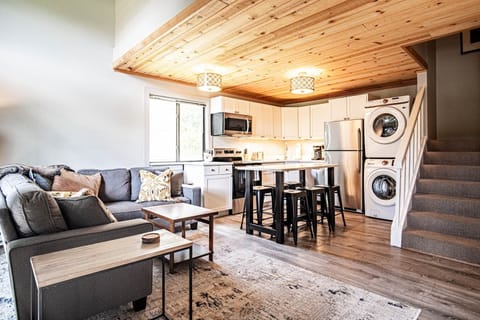 Condo, Multiple Beds, Patio, Mountain View (Bonne Vie 2275) | Interior