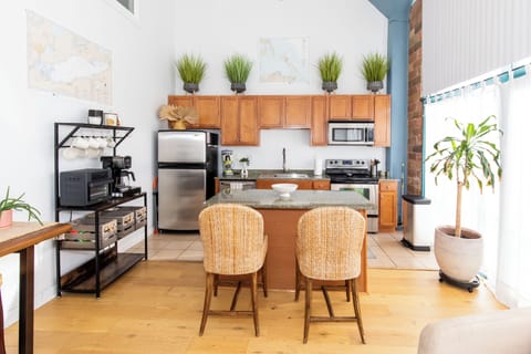 Fully Stocked Kitchen