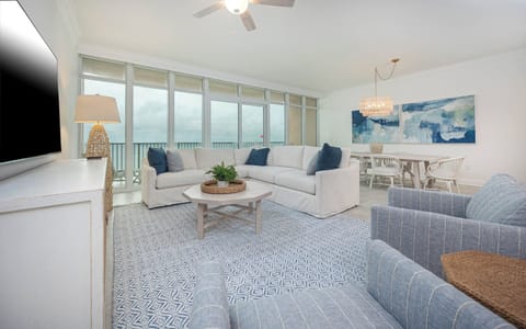 Phoenix Gulf Towers 1206, Tower Two, Orange Beach, Alabama, beach front, 2 bedroom condominium on the 12th floor