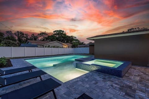 Enjoy the the beautiful, Florida sunset from the pool!