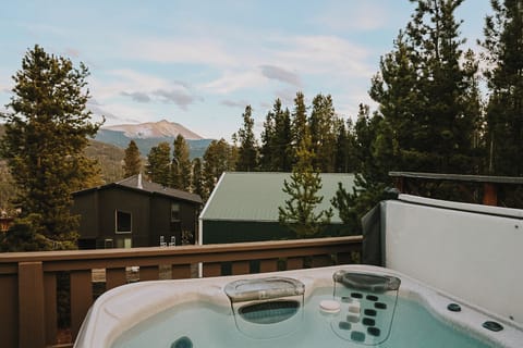 Ski Pole Chalet features this gorgeous private spa with sprawling views.