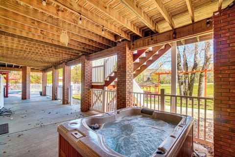 Private Hot Tub