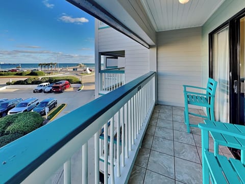 Welcome To Casa Del Mar 261!