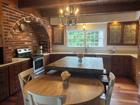 Kitchen with additional Dining