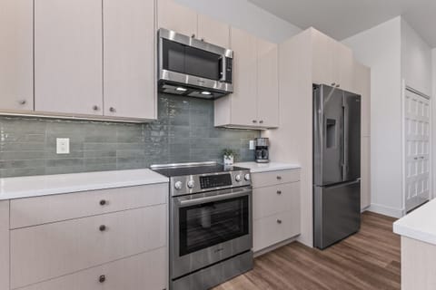 Kitchen Stove| Microwave| Refrigerator