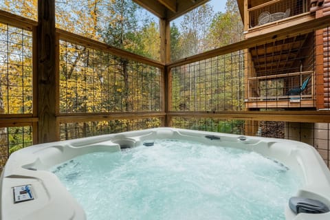 Your own private hot tub..Soak, relax, repeat