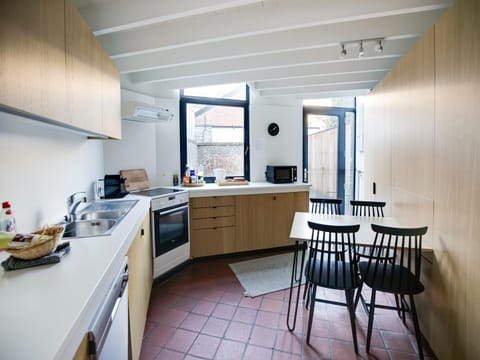 House | Private kitchen | Highchair