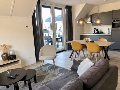 Apartment | Living room