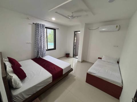 Family Room | Rollaway beds (surcharge), WiFi (free), bed sheets