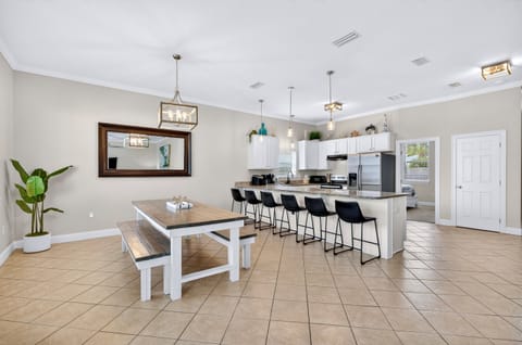 Main House 1st Floor - Kitchen and dining room