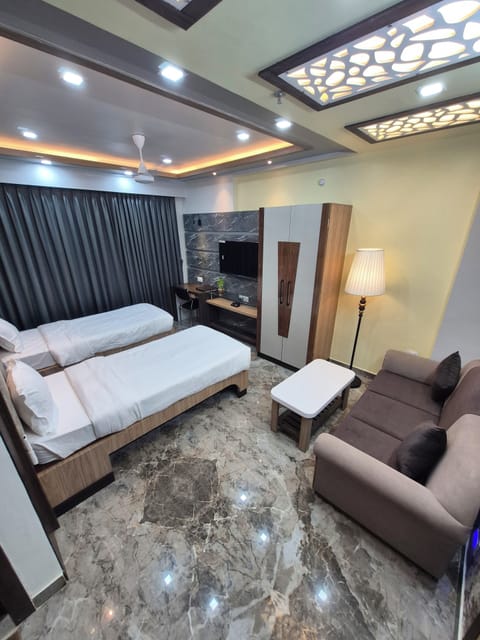 Standard Room | Desk, laptop workspace, free WiFi