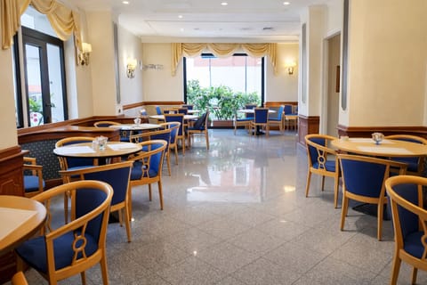 Daily buffet breakfast (EUR 10 per person)