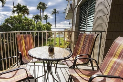 Lanai views.