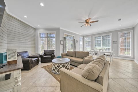 Open Concept Living, Dining & Kitchen