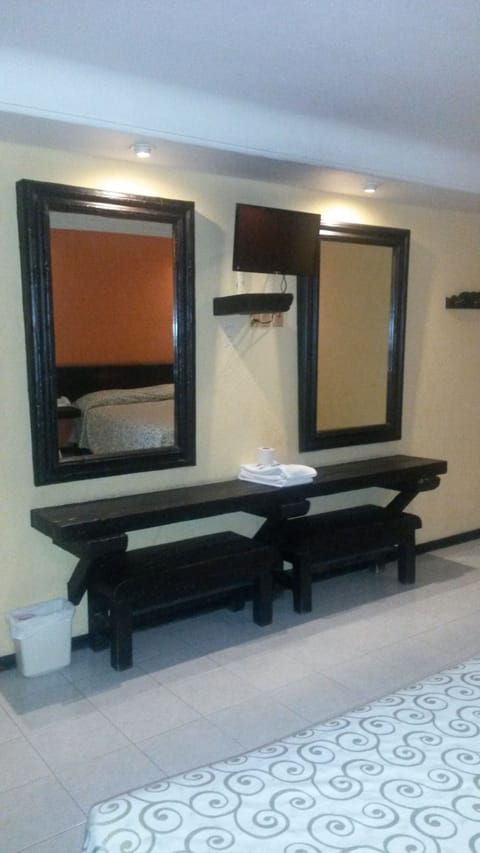 Standard Room, 2 Queen Beds