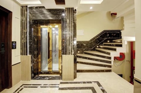 Elevator