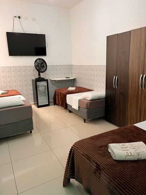 Classic Triple Room | Laptop workspace, free WiFi