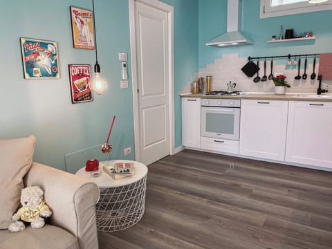 Standard Apartment | Private kitchen | Full-size fridge, oven, stovetop, espresso maker