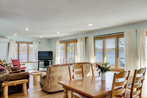 Brainerd Vacation Rental | 3BR | 1.5BA | Interior Steps Required | 1,380 Sq Ft