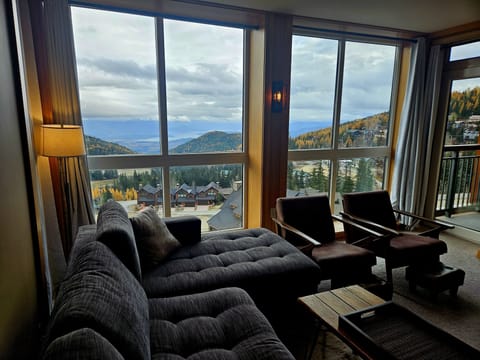 Architecture, Building, Furniture, Indoors, Living Room