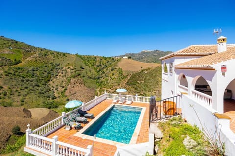 Beautiful villa with private pool and terrace with views