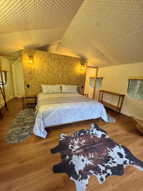 Deluxe Cabin, Mountain View